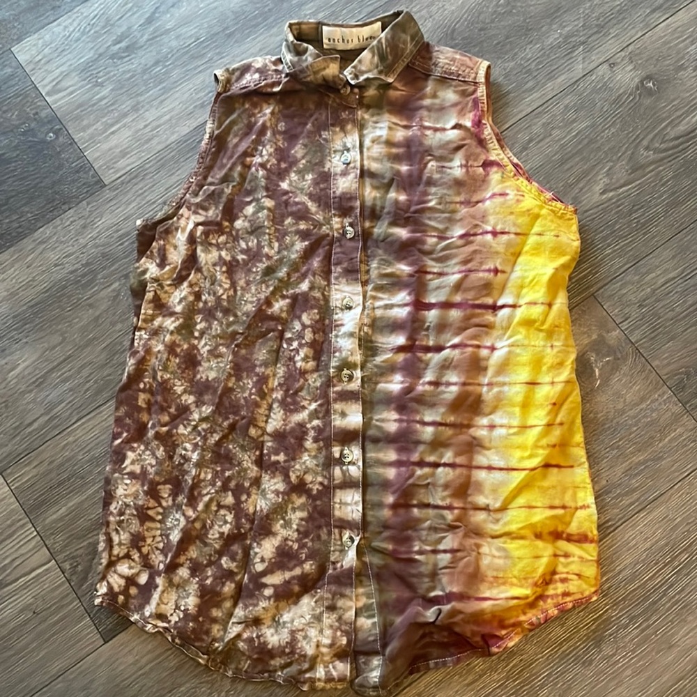 Linen Tiedye Button Down